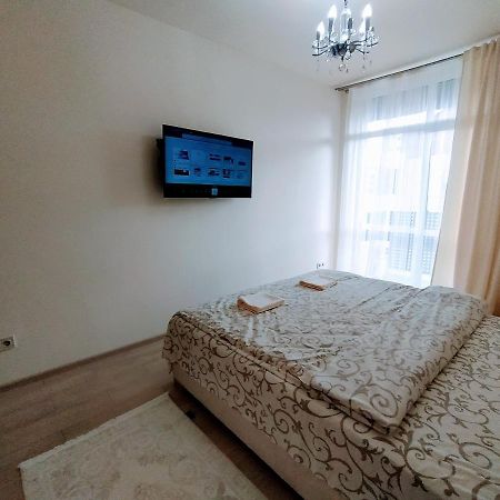 Vanilla Vip Apartment Lviv Bagian luar foto