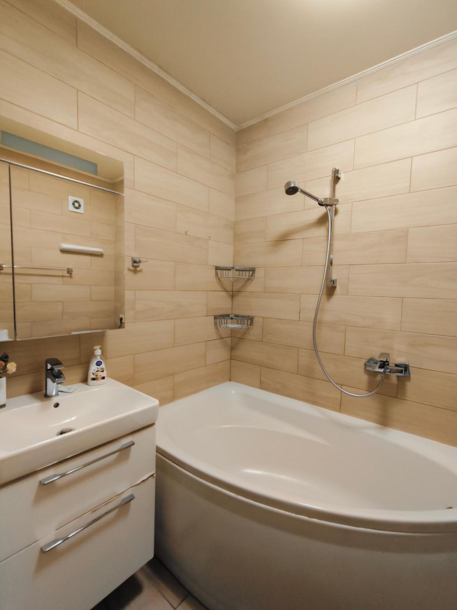 Vanilla Vip Apartment Lviv Bagian luar foto